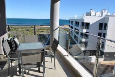 Topp lejlighed i Pinada Beach La Mata 3 Nº 300 on España Casas