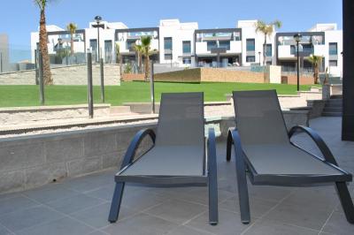 Ground floor apartment in Oasis Beach Punta Prima 8 Nº 035 in España Casas