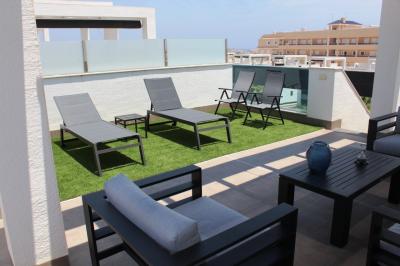 Oasis Beach Punta Prima 7 Nº 064 in España Casas