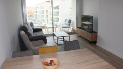 Lej en penthouselejlighed i Residence EMA Villamartin in España Casas